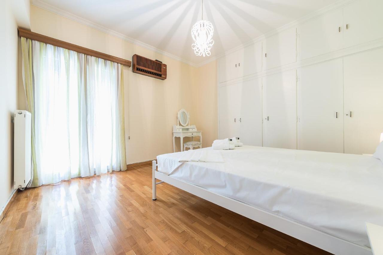 Comfy Apartment In Acropolis Area By Cloudkeys Atenas Exterior foto
