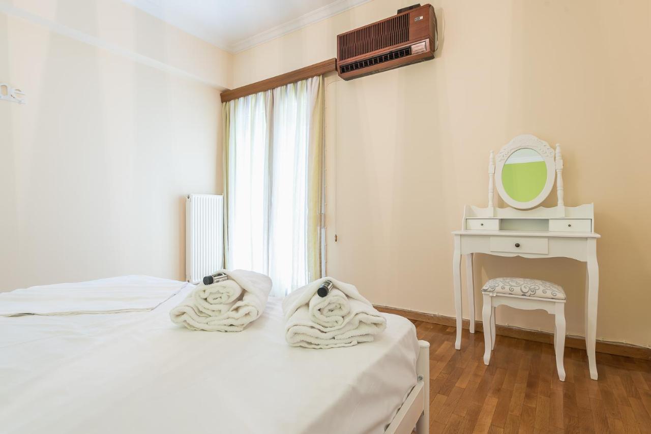 Comfy Apartment In Acropolis Area By Cloudkeys Atenas Exterior foto