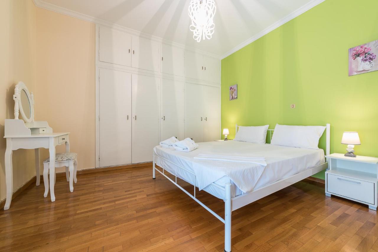 Comfy Apartment In Acropolis Area By Cloudkeys Atenas Exterior foto